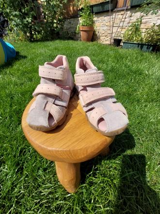 Sandálky, elefanten,23