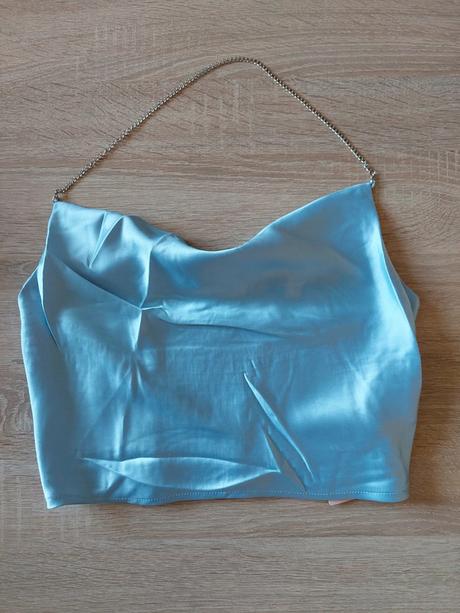 Saténový baby blue top, s