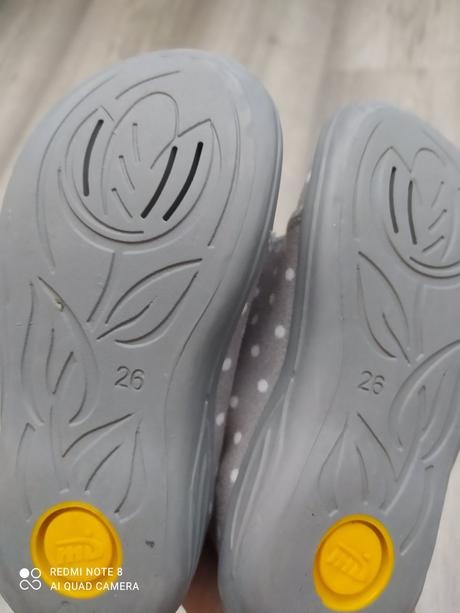 Dievčenské papuče, v. 26, 26