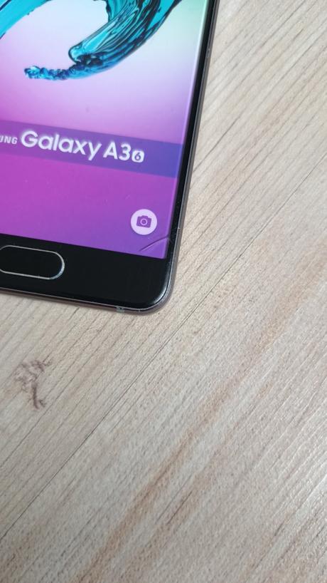 Maketa telefónu - samsung galaxy a3, samsung