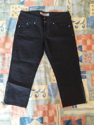 Rifle pod kolena, cierne, velkost s, obtiahnute, s