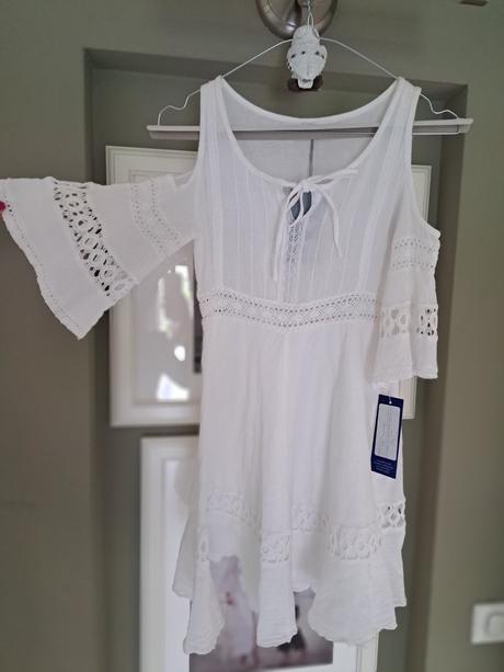 Saty z madeirovej krajky zo spanielska, 158