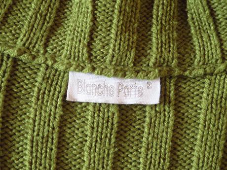 Pulover so zaujimavým vzhľadom - vel. m/l, m