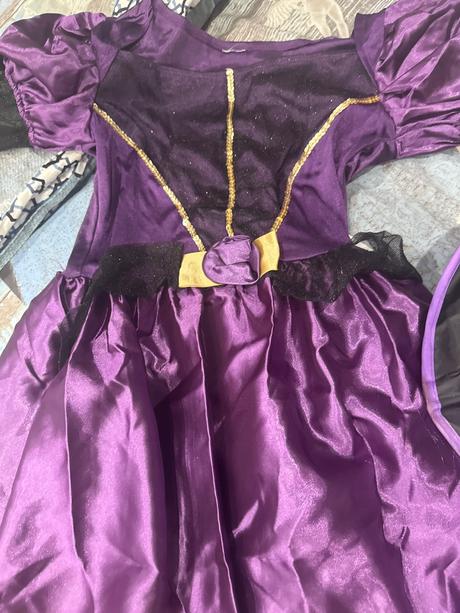 Maska na karneval bosorka, 