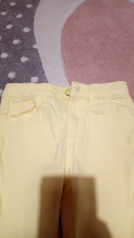 Vanilkovo zlte tenucke rifle top stav, fox & bunny,116