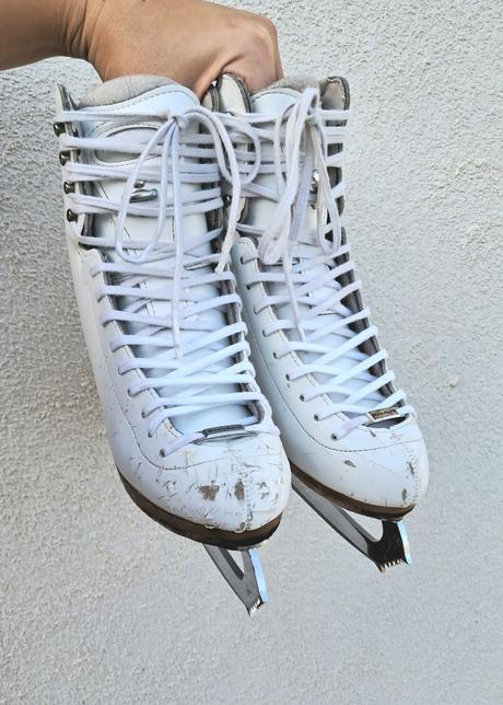 Korcule riedel motion 4m s nožmi eclipce 9 1/4, 