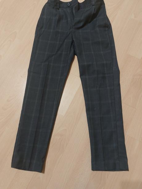 Spoločenské nohavice, reserved,140