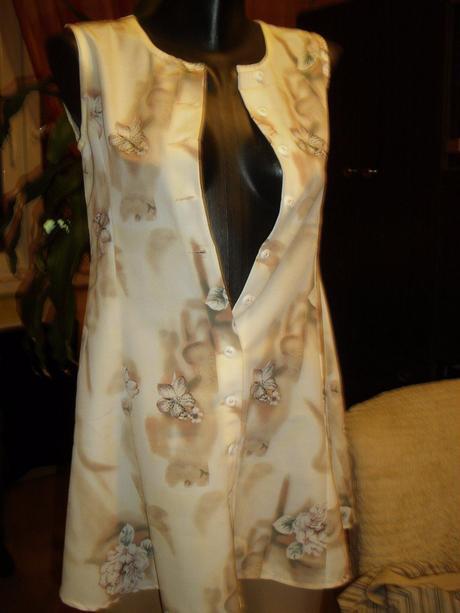 Šaty krasny kvalitný material, 146