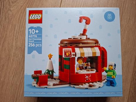 Lego vianočný stánok horúcej čokolády, 