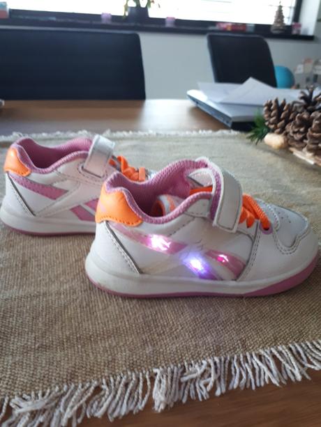 Svetielkujúce tenisky reebok, reebok,19