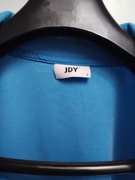 Dámske sako,nové bez gombíkov, l