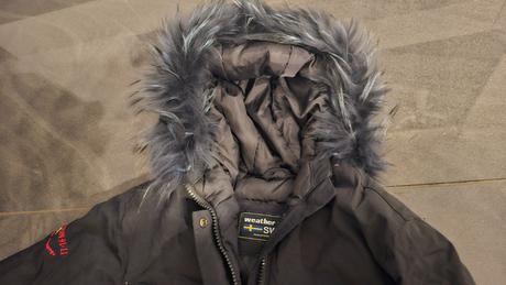 Severská švédska páperová bunda, 38