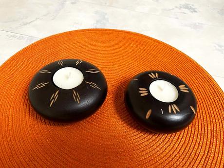 Naturálne drevené svietniky 2 ks,