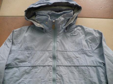 Svetlo modrá vetrovka na jar   exes, 116