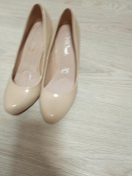 Lodičky veľ. 36, 36