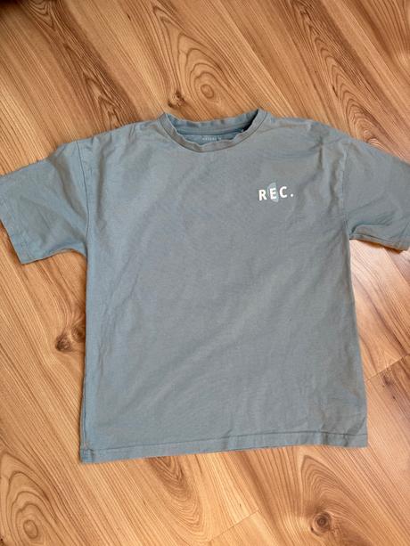 Tricko reserved, reserved,140