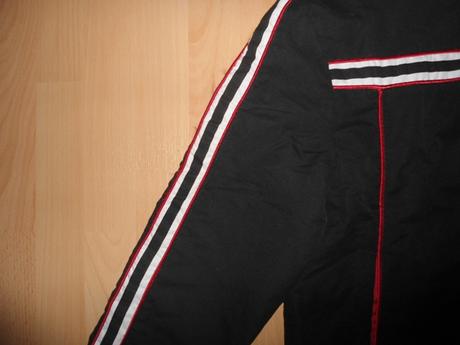 Cierna tensia bunda, 164