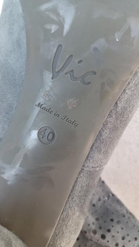 Čizmy zn.vic -made in italy s postovnym, 40