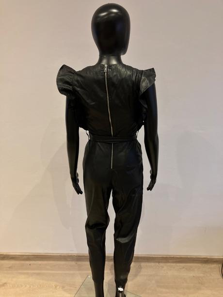 Dámsky kožený overal s volánmi bershka (24), bershka,xs