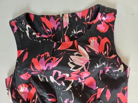 Červené puzdrove saty, f&f,xs