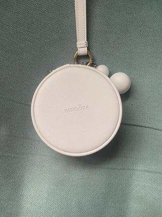 Šperkovnica pandora, pandora