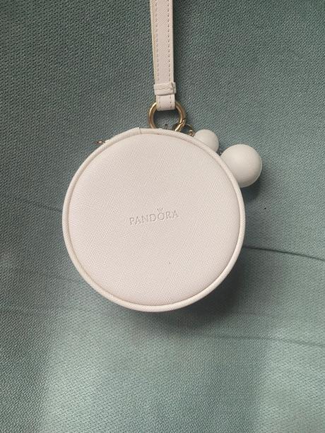 Šperkovnica pandora, pandora