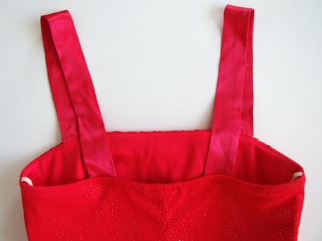 Koktailové šaty, s