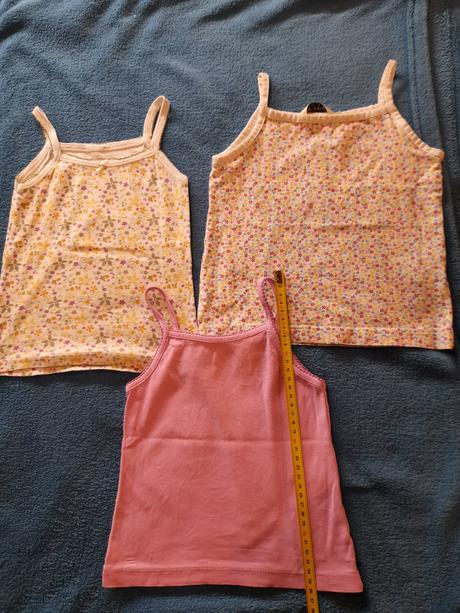 Letné tielka 3 ks spolu, 104