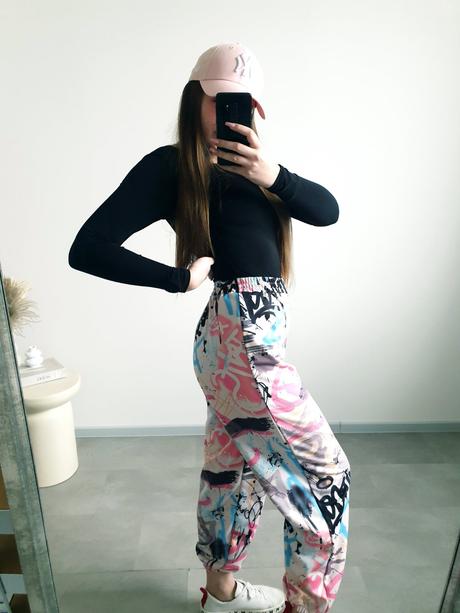 Štýlové tepláky s, s