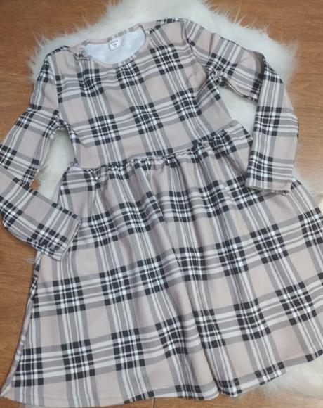 Karované šatky, 134