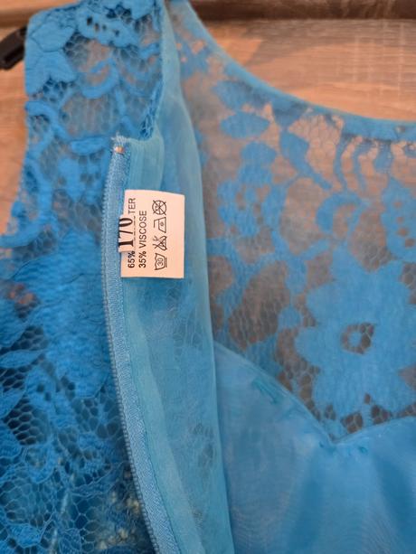 Slávnostné šatky, 158