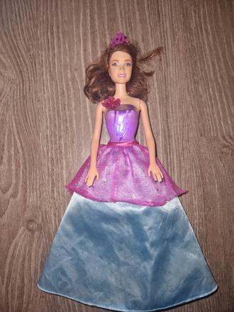 Barbie princess power corinne,