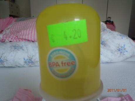 Sklená fľaška na kŕmenie, 