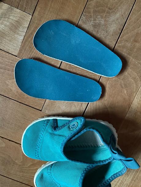 Topánky do vody tribord veľ 22/23, tribord,23