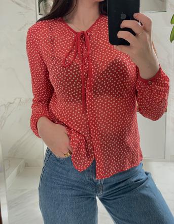 Červená hodvábna blúzka whistles s potlačou srdieč, s