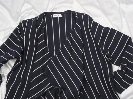 Luxusný tmavomodrý kardigan ulla popken, 50