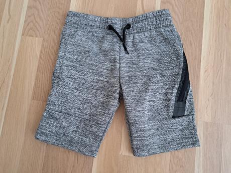 Kraťase, primark,122