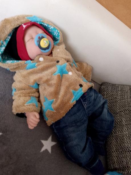 Realistická bábika,