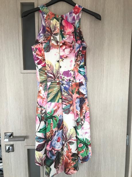 Damske letne saty, 38