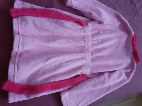 Ruzovy dievcensky zupan, 116