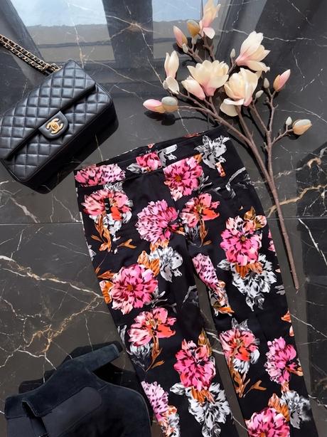 Elegantné nohavice s kvetmi, f&f,s