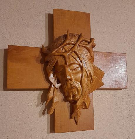 Vyrezávaný kríž,