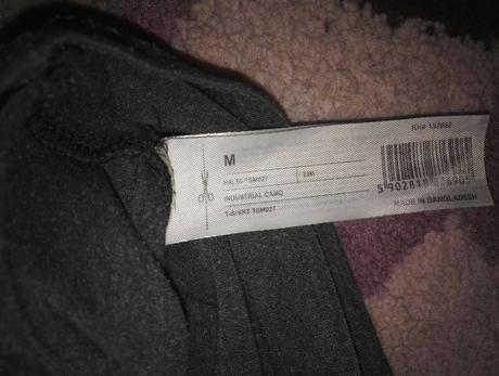 Znackove tricko protest, m