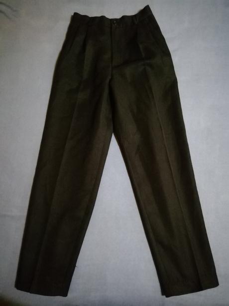 Sviatočné nohavice, 164