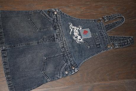 Velmi pekna riflova suknickana traky osh-kosh, oshkosh,110