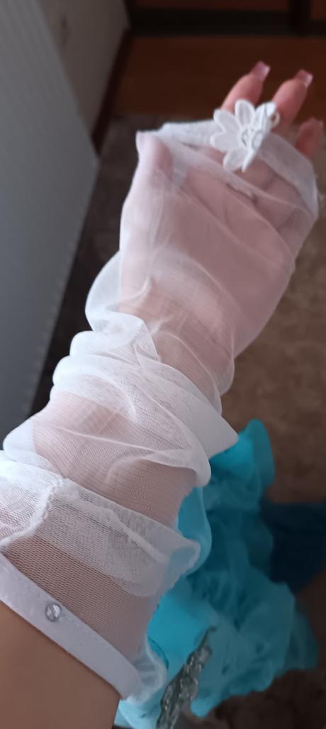 Šaty frozen s vlečkou,