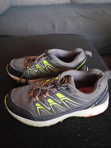 Topanky tenisky, alpine pro,32