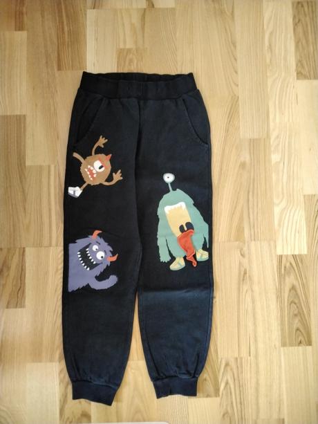 Chlapčenské tepláky, lindex,122