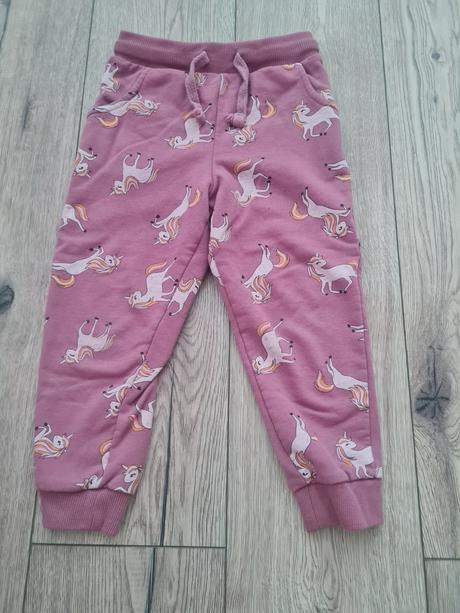 Tepláky, sinsay,104