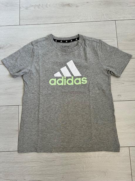 Tričko top stav, adidas,140